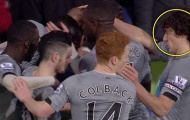 Cảnh sát truy tìm CĐV suýt ném mù mắt Coloccini