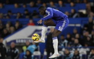 Video: Sự chắc chắn của Kurt Zouma trong trận đấu với Everton