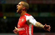 HLV Wenger nhắc Walcott tận dụng cơ hội Sanchez vắng mặt