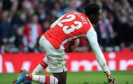 Danny Welbeck và “hành trang” ác mộng từ MU tới Arsenal
