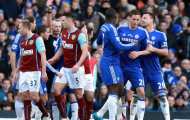 Cựu trọng tài Premier League lên tiếng bênh vực Mourinho