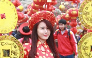 Khám phá tiền lì xì của các hot girl mê bóng đá