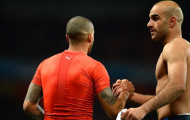 Arsenal thua thảm, Walcott 'đấu khẩu' với CĐV nhà