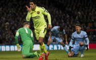 Suarez tỏa sáng: Lợi bất cập hại