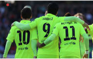 Suarez tỏa sáng, Barcelona thắng Granada