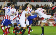 Atletico Madrid hòa Sevilla trong cơn mưa thẻ vàng