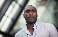 Sol Campbell dấn thân vũ đài chính trị