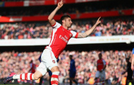 HLV Wenger “rót mật” vào tai Giroud