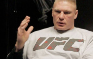 Bất đồng với WWE, Brock Lesnar đã rất gần với UFC