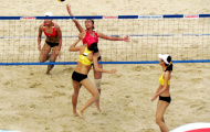 Điểm tin thể thao 04/03: Kỳ lạ! Bóng chuyền bãi biển thi đấu trên núi