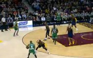 Video: Cột mốc lịch sử mới của Lebron James