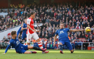 Mesut Oezil bị cựu sao Arsenal chê