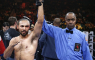 Keith Thurman bảo vệ đai WBA hạng bán trung