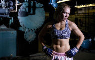 Cyborg cười khinh khi biết Rousey đòi đấu với Ali