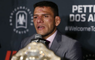Tân vương Dos Anjos sẽ phải rời xa võ đài ít nhất 3 tháng