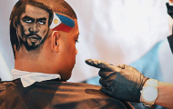 4,4 triệu đồng để cắt tóc có hình Pacquiao và Mayweather