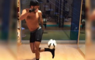 Video: Neymar trần trụi biểu diễn tâng bóng