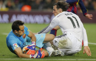 Thủ môn Barcelona phá lời nguyền trước Real Madrid