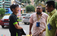 HLV Miura lại nổi cáu trên sân tập của Olympic Việt Nam
