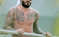 Beckham lại khiến chị em phát 'thèm'