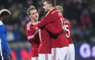 Video: Cú hat-trick làm khuynh đảo thế giới của Nicklas Bendtner