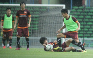 U.23 Việt Nam gián đoạn buổi tập trên sân Shah Alam vì trời mưa lớn