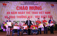 Trao thưởng cho VĐV, HLV tiêu biểu năm 2014