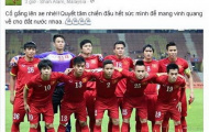 Huy Toàn động viên đồng đội chiến Nhật Bản