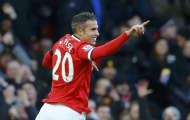 Fenerbahce đưa Van Persie vào tầm ngắm