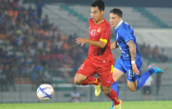 Anh trai tuyển thủ cổ vũ U23 VN giữa biển khơi