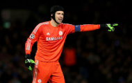 Arsenal nghe ngóng động tĩnh về thủ thành Petr Cech