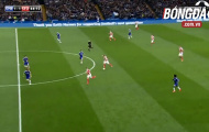 Video: Siêu phẩm từ cự ly hơn 60m của Charlie Adam