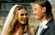 Totti cưới vợ lần 2