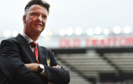 Van Gaal: Tôi đã hôn Herrera sau hiệp 1