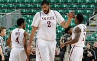 Video: Sim Bhullar, 'bé bự' mới của làng NBA