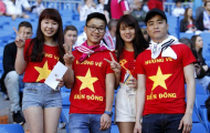 Fan nữ Việt rạng ngời tại Bernabeu