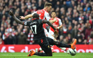 Ramsey đá cánh: Phát kiến “khác người” của Wenger