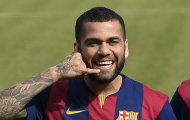 Dani Alves một mực từ chối ở lại Barcelona
