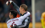 Băng đội trưởng của Bayern 'quá nặng' với Neuer?