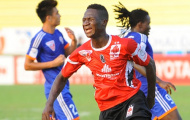 Tiền đạo Diabate mất nhẫn cưới