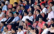 Nỗi đau của bầu Hiển khi sân Hàng Đẫy kín người