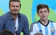Becks dạy con trai cách ghi điểm với các cô gái