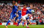 Henry đúng khi khuyên Wenger mua thêm cái 'xương sống'