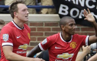 M.U chuẩn bị 'trói chân' Ashley Young và Phil Jones
