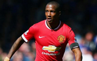 Ashley Young tin M.U vẫn nắm chắc top 4