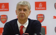 Wenger điên tiết, không quên dọa Man Utd