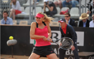 Sharapova thắng nhẹ nhàng trận ra quân, Pennetta bị loại