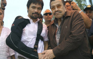 Pacquiao diễu hành khi về Philippines