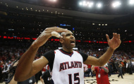Horford bật cao hơn tất cả, Hawks lần đầu vượt mặt Wizards