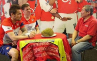 Sao Arsenal phản ứng thế nào khi ăn trái sầu riêng?